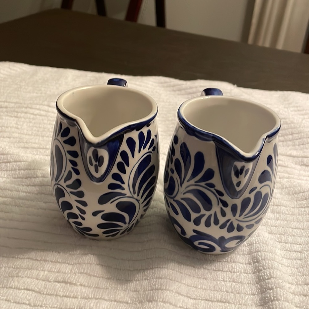 Vintage pitcher blue and cream/gray ?by ANFORA MEXICO HAND PAINTED EX CONDITION